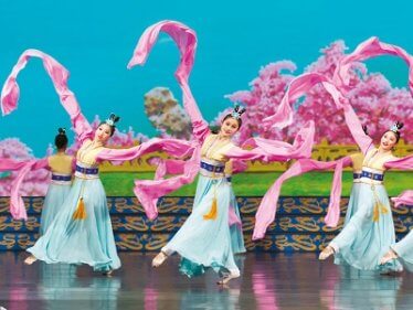 © Shen Yun Performing Arts