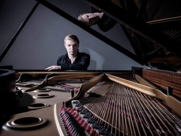 Denis Kozhukhin © Paul Marc Mitchell